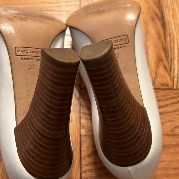 Marc Jacobs Bolla Capretto Heels Latte EUC size 37 - Picture 10 of 13